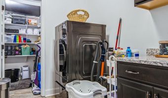 18394 Red Tail St, Athens, AL 35613