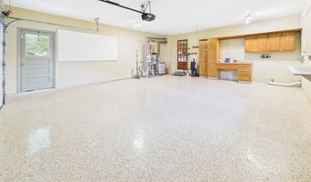 2208 E Cross St, Anderson, IN 46012