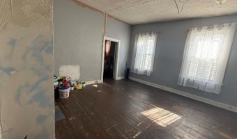 1827 Carll St, Cincinnati, OH 45225