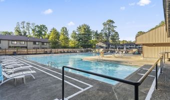 174 Williamsburg Ct, Albany, NY 12203