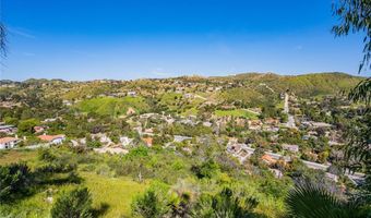 15 Hitching Post Ln, Bell Canyon, CA 91307