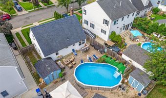 131 Dorset Ave, Albertson, NY 11507