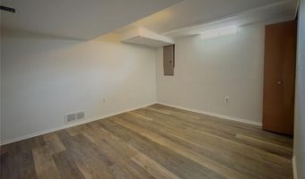 2419 Walter Dr, Ann Arbor, MI 48103