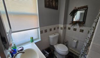 1627 CENTRE Ave, Reading, PA 19601