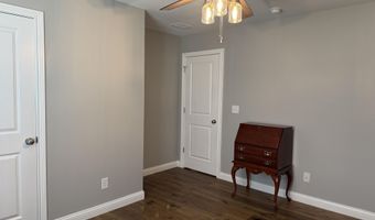303 Oak Grove Dr, Bardstown, KY 40004