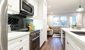 1120 Sea Glass Way, Oceanside, CA 92054