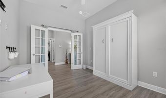 7322 PARADISO Dr, Apollo Beach, FL 33572