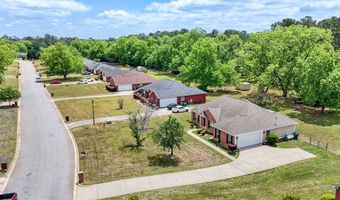 183 Hawkstead Dr, Albany, GA 31763