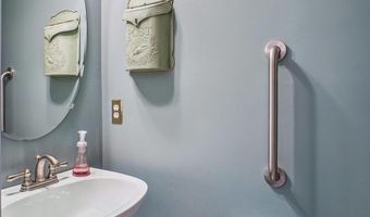 2408 GARNETT Dr, Alexandria, VA 22311