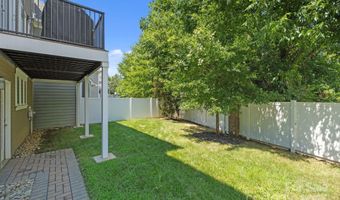 7919 Rea View Ct, Charlotte, NC 28226