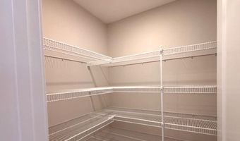 44 Edgewater Dr, Brentwood, NH 03833