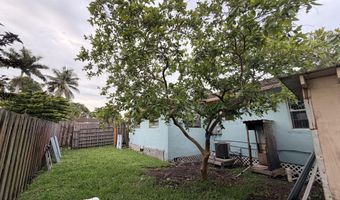 208 NW Avenue H Pl, Belle Glade, FL 33430