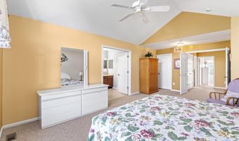 5 Overlook Ct, Bayville, NJ 08721