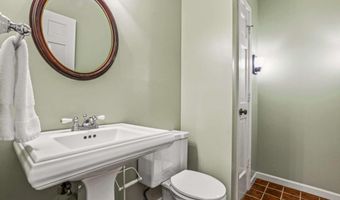 1111 Banbury Cross, Avondale Estates, GA 30002