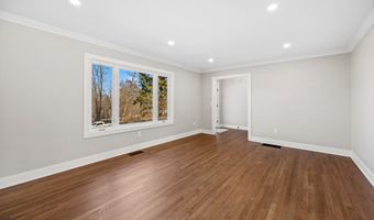 27 Tuttle Ct, Bethany, CT 06524