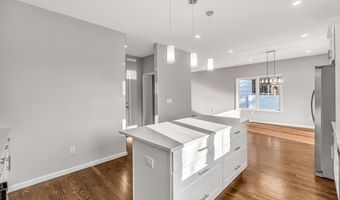 87 Oliver St, Bridgeport, CT 06606