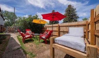 2004 Peake Ave, Cody, WY 82414