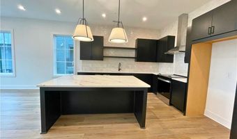 990 Bibbs Cir NW 34, Atlanta, GA 30318