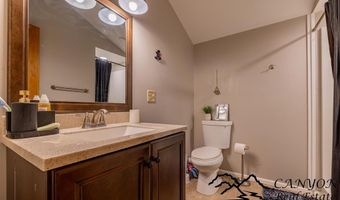5 Longhorn Dr, Cody, WY 82414