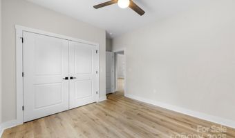 109 Darvee Rd, Blacksburg, SC 29702
