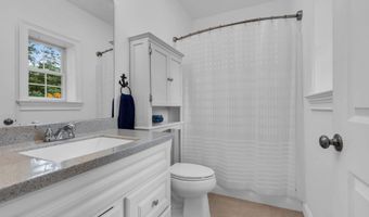 127 Oakland Ave, Atlantic Highlands, NJ 07716