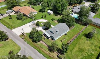241 Bismark St, Bay St. Louis, MS 39520