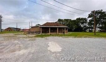 2619 Vet Memorial, Abbeville, LA 70510
