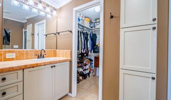 6164 N Ironwood Ln, Atlantis, FL 33462