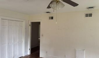 102 Pembroke Ave S, Ahoskie, NC 27910