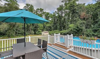 63 Pendar Rd, North Kingstown, RI 02852