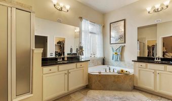 882 Jenny Ln, Berthoud, CO 80513