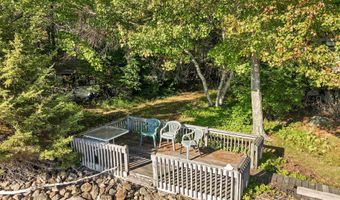 120 Big Barndoor Is, Alton, NH 03810