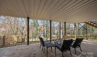 175 Chatham Rd, Asheville, NC 28804