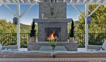 61 Mcintyre Dr, Asheville, NC 28803