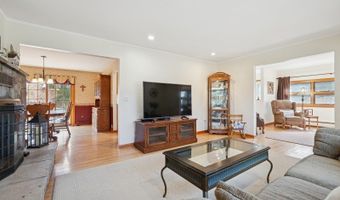 9 Highview Dr, Alloway, NJ 07460