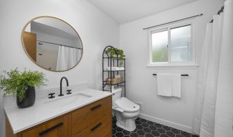 3007 Williamsburg Rd, Ann Arbor, MI 48108