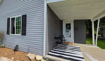 210 W Montford Ave, Ada, OH 45810