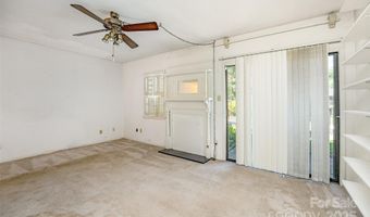 3740 Winding Creek Ln, Charlotte, NC 28226