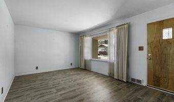 2618 E 17TH St, Cheyenne, WY 82001
