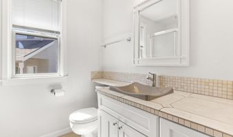 16056 NW TELSHIRE Dr, Beaverton, OR 97006
