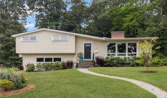 10 Guzeika Rd, North Kingstown, RI 02852