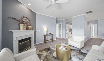 5939 Naughten Pond Dr, Columbus, OH 43213