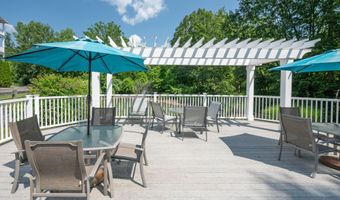 311 Still Water Cir 311, Brookfield, CT 06804