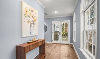 5714 HUNTINGTON Pkwy, Bethesda, MD 20814