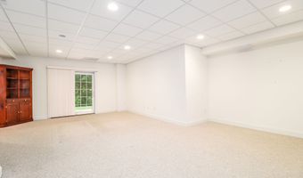 21 Great Heron Ln 21, Brookfield, CT 06804