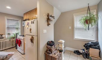 109 Bergen Ave, Bergenfield, NJ 07621