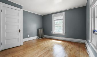 12 E Summer St, Bangor, ME 04401