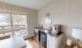 39 Valley Dr, Casper, WY 82604