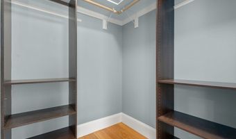 111 B St 8, Boston, MA 02127