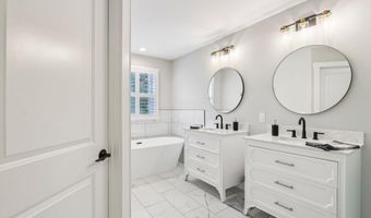 431 Virginia Ave, Bayville, NJ 08721
